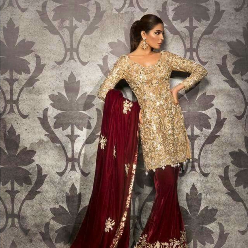 ✨ Embellished 3-Piece Formal Outfit – Preloved | Size Medium ✨